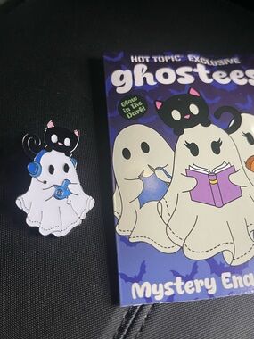 GHOSTEES Hobbies Gamer blind box pin